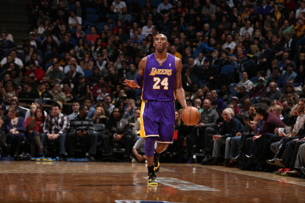 据天空体育和The Athletic后续报道，他今早与杰森·威尔科克斯和奥马尔·贝拉达会面时被告知解除职务。