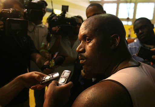 半场开香槟，兰德维尔以为自己稳了，没想到查里尔的输出还在后面！