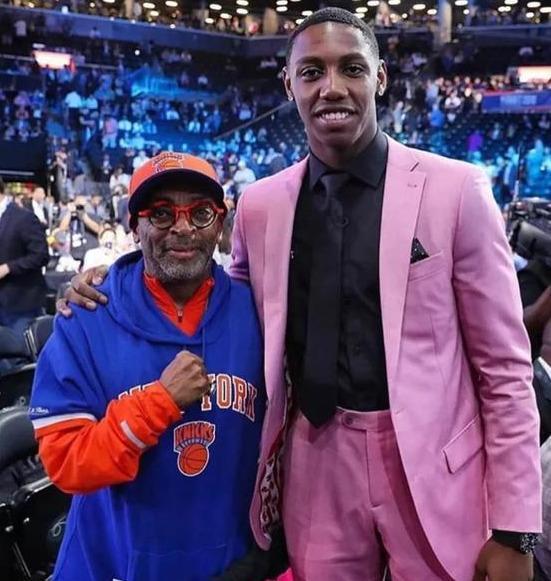 张子宇完成职业赛场首秀，机遇和挑战并存