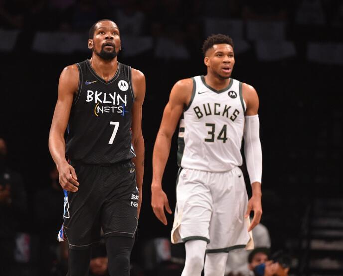 刘炜：新疆球员要加强情绪管理，今晚对郭艾伦会有针对性防守