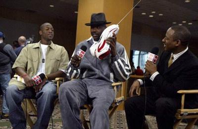 不打了！广东锋线“新王牌”确认离队，季后赛四外援正式曝光！