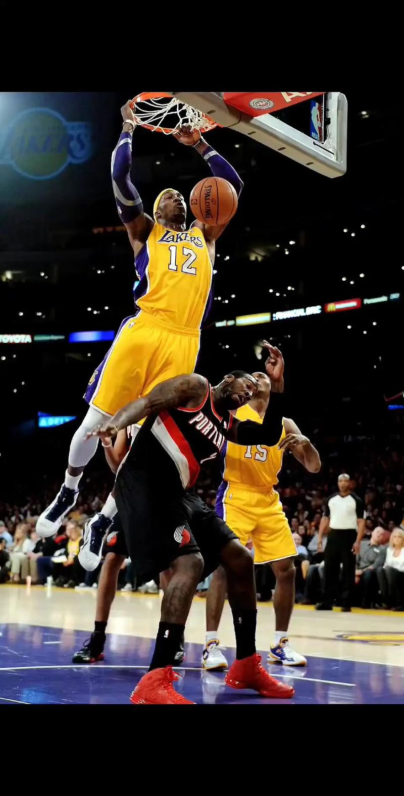 穆雷22+8+17生涯新高掘金终结绿军4连胜 沃特森30分布朗33分